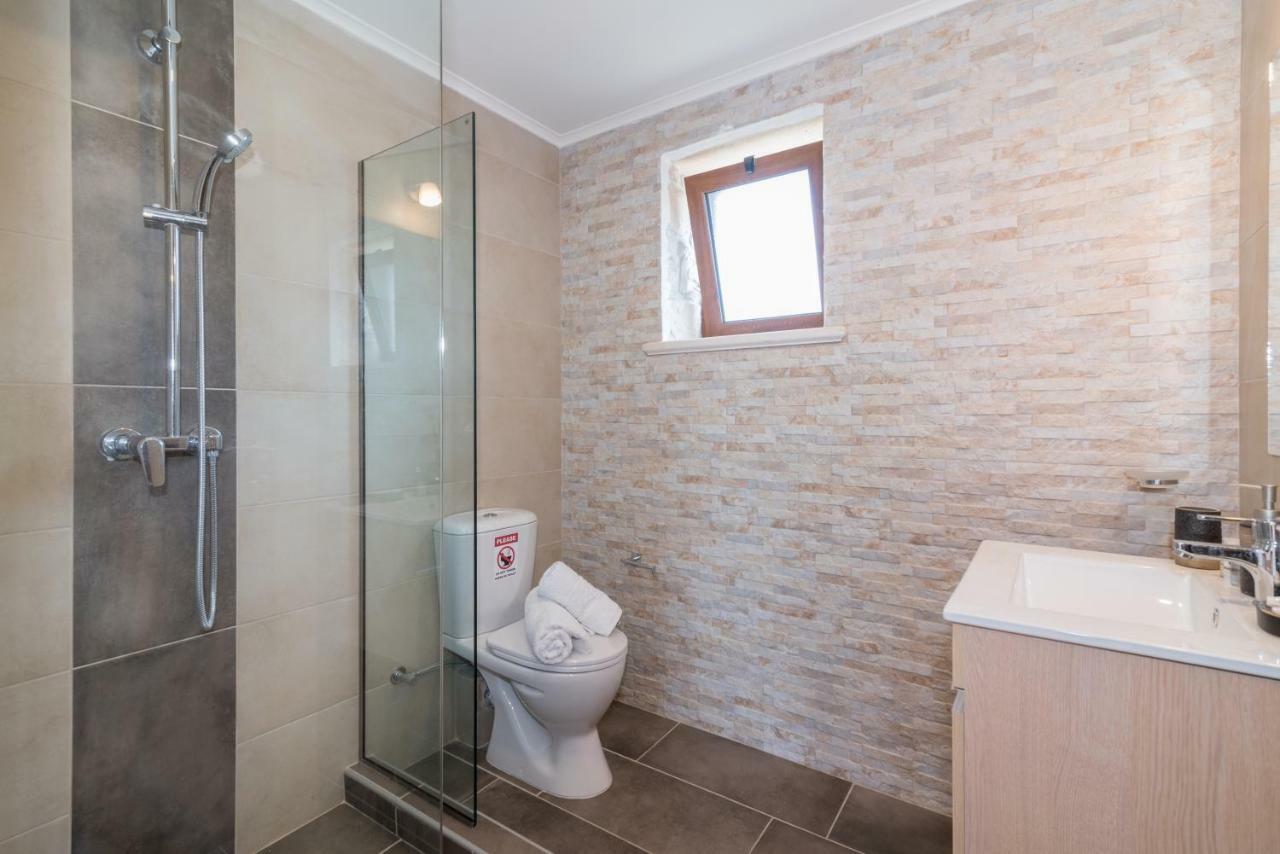 Green Stone Villas Apartments Kalamákion エクステリア 写真